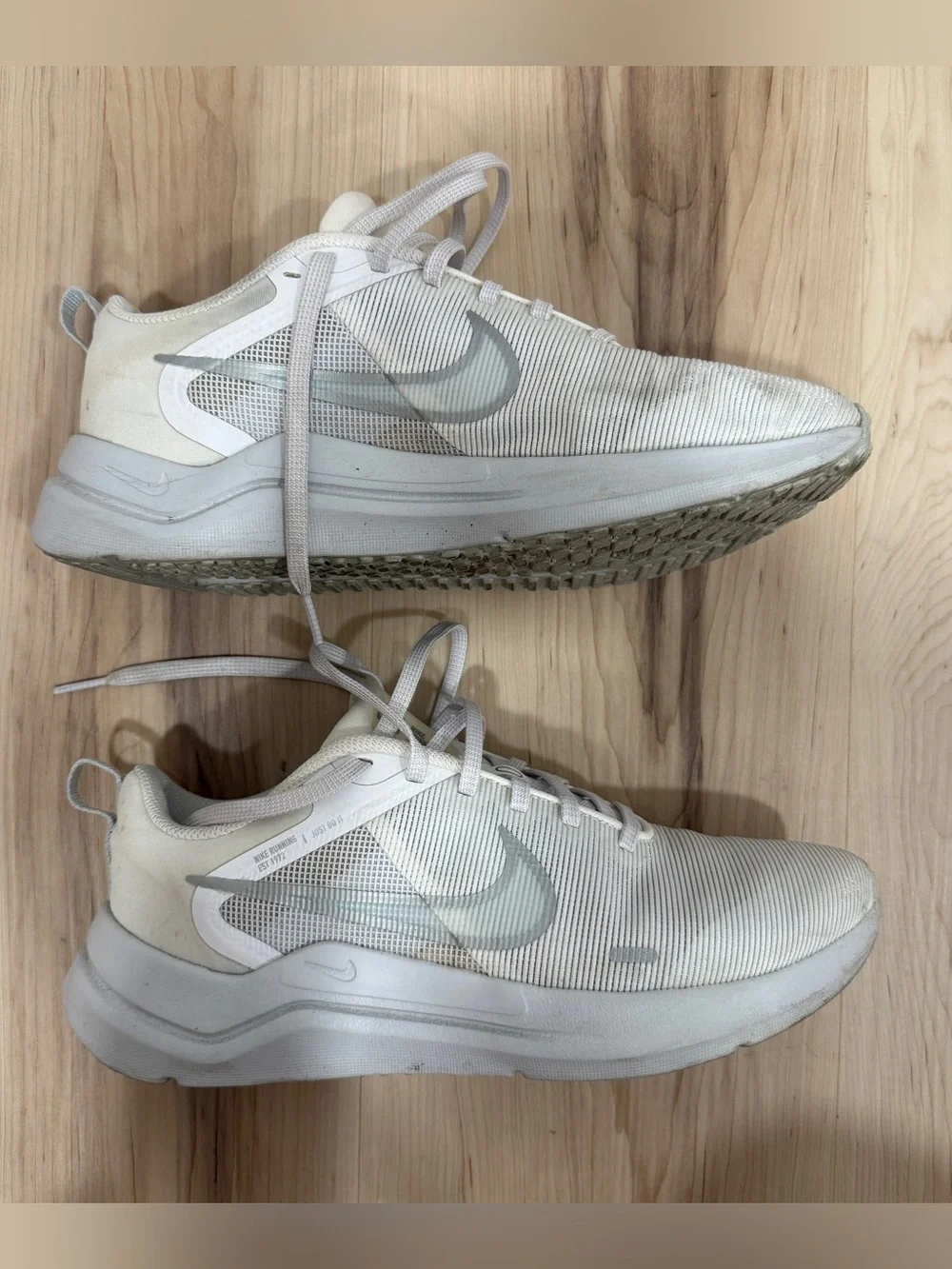 Nike Downshifter 12 Sneakers in White Size 7.5